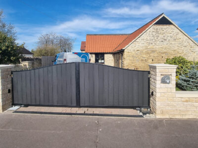 St Neots electric wooden gates