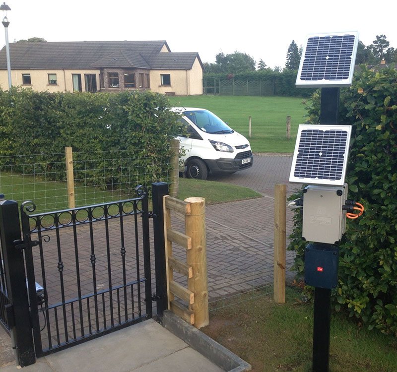 solar power gates Little Berkhamsted