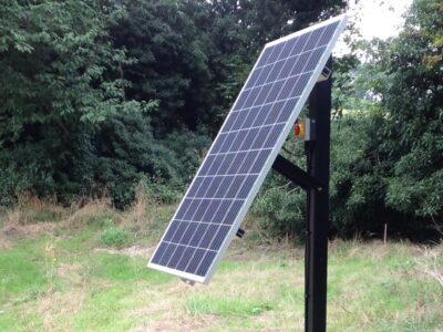 Solar powered electric gates Wellingborough